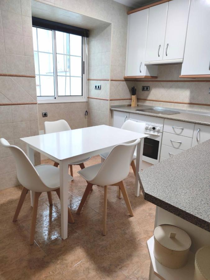 Apartamento Plaza Mayor Трухильо Экстерьер фото