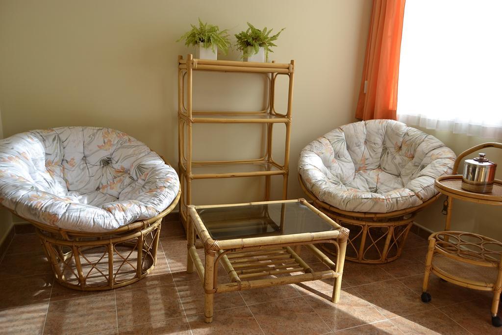 Apartamento Plaza Mayor Трухильо Экстерьер фото